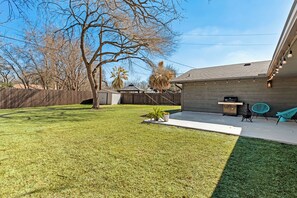 Interior - 5 Mi to UT: Home w/ Outdoor Entertainment Area! (Austin)