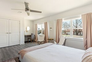 Interior - 5 Mi to UT: Home w/ Outdoor Entertainment Area! (Austin)