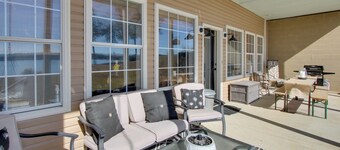 Waterfront Gem w/ Fire Pits & Dock in Georgetown