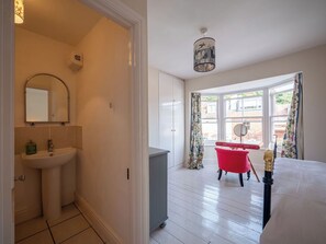 Towels, toilet paper