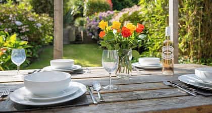 Charming Townhouse in Central Salcombe â Pet Friendly & Parking Included