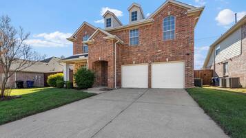 Rumah (5 Bedrooms) | Interior