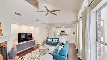 Rumah (5 Bedrooms) | Bagian depan properti