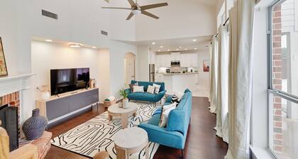 4 Mi to Dtwn: Family Home w/ Games in Frisco