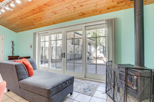 Drive to Major Parks: Nature Getaway in West Point