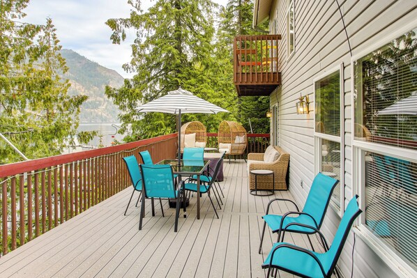 Interior - Boat, Fish, Swim: Lake Pend Oreille Gem w/ Deck! (Bayview)