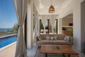 Smart TV - Villa Meli, By Hellocrete (Kalives)