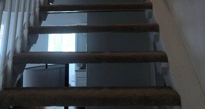 Cute 4br Modern Farmhouse Home+ Large Yard!