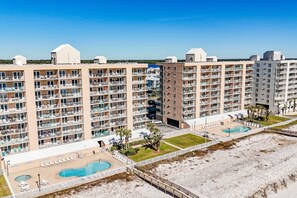 Exterior - Gulf-front 2BR/2BA with pool & views (Gulf Shores)