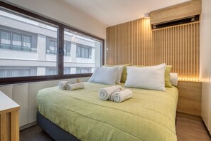 1 bedroom, in-room safe, iron/ironing board, free WiFi