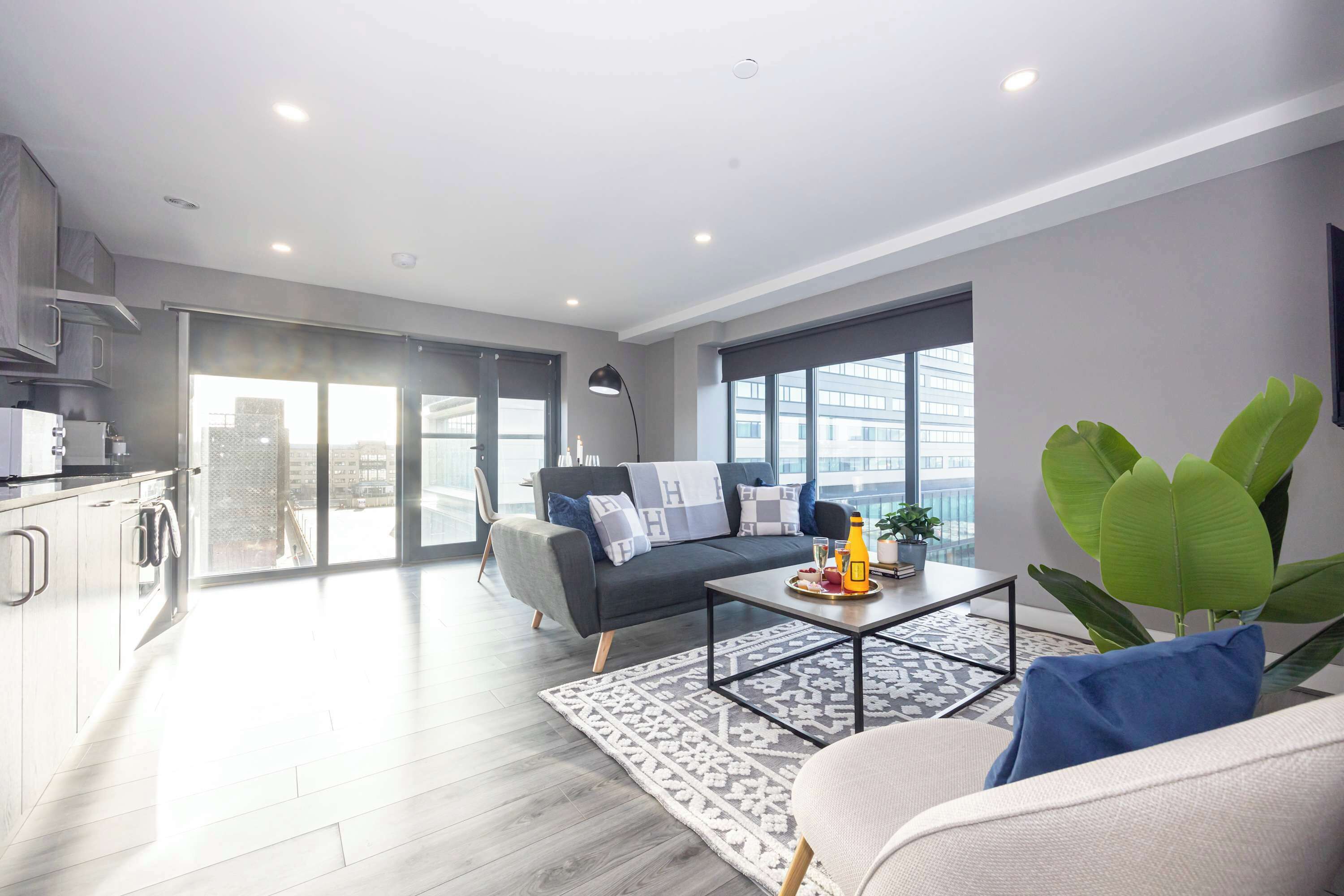 Télévision, espaces bureaux