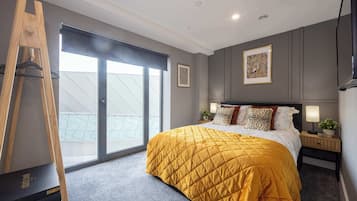 2 bedrooms, iron/ironing board, WiFi