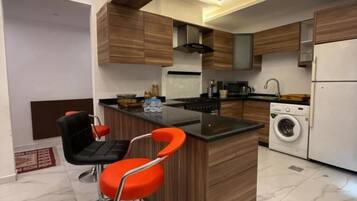 Apartment, 2 Bedrooms, Smoking, Balcony | Private kitchen