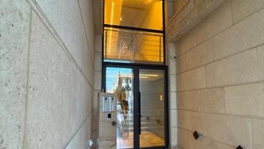 Unclassified image, 5 of 43, button - Charming 3 Bedroom Apartment in Amman (Amman)