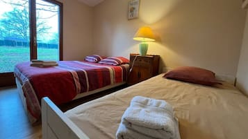 Classic House | 2 bedrooms, free WiFi