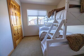 4 dormitorios, wifi, ropa de cama