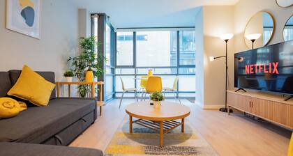 Bright & Modern Dublin City Stay