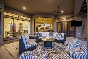 Interior - Private Movie Theater, Luxury Pool, Hot Tub (Scottsdale)