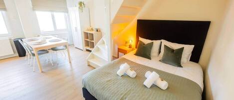 1 soveværelse, skrivebord, strygejern/strygebræt, Wi-Fi