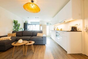 TV, offices
