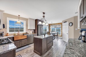 House, Multiple Bedrooms | Private kitchen - Serene 7br Haven By The Lake 7 Bedroom Home (Sullivan)