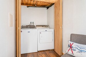 Interior - Riverhouse 3 Bedroom Home (Leavenworth)