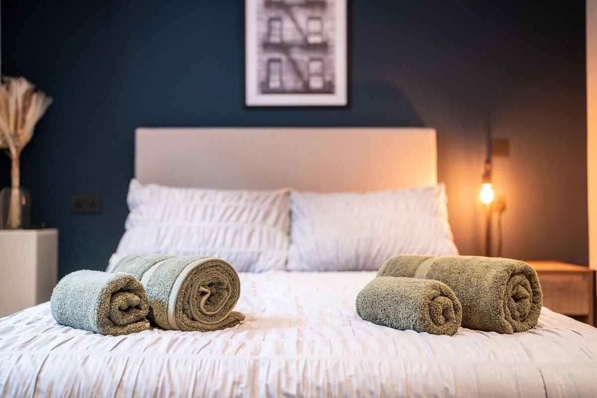 3 bedrooms, iron/ironing board, free WiFi, bed sheets