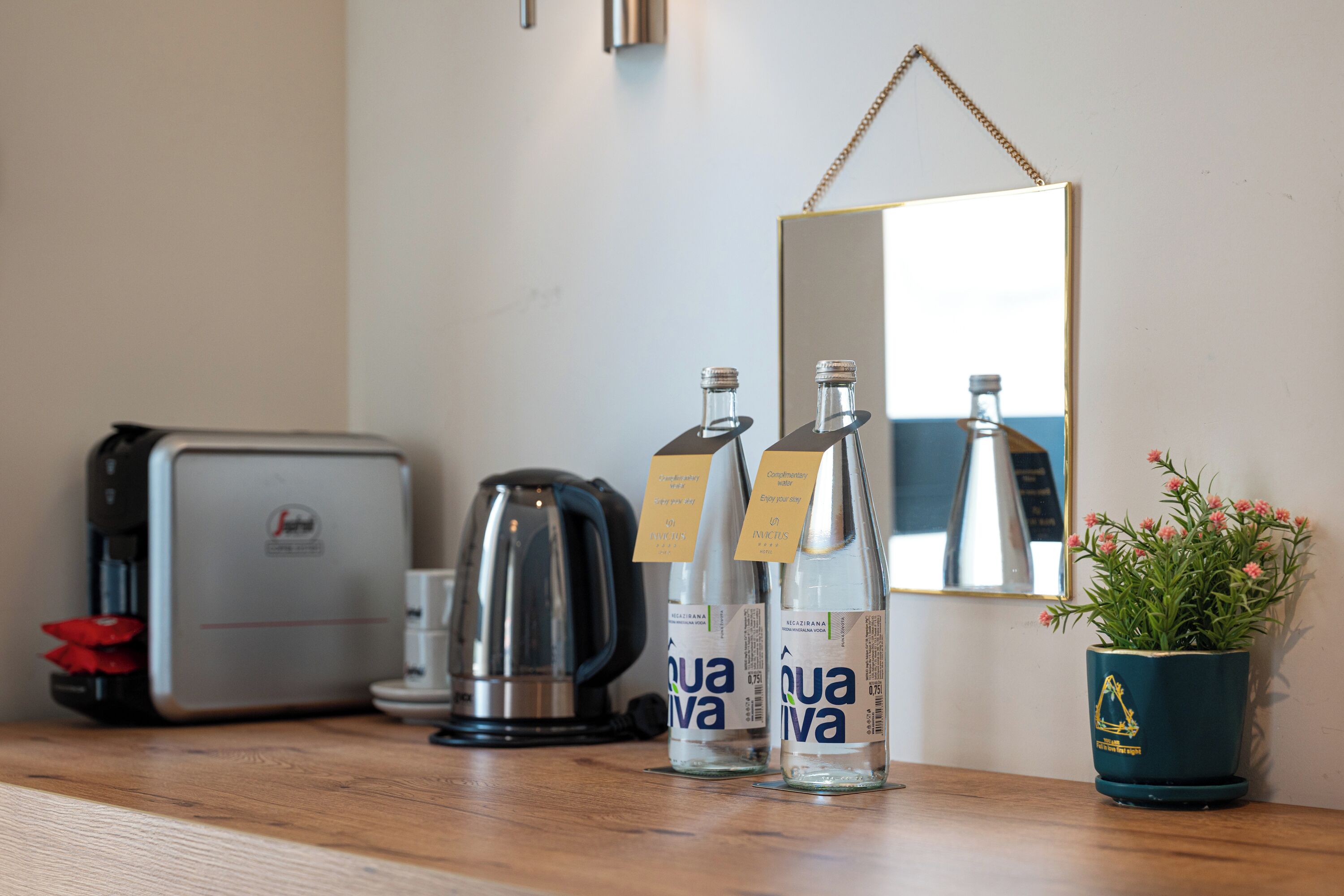 Kaffe og/eller kaffemaskin