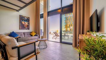 Deluxe Duplex | Living area