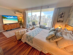 Iron/ironing board, free WiFi, bed sheets