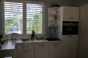 Comfort Apartment, Non Smoking, Private Bathroom | Private kitchen