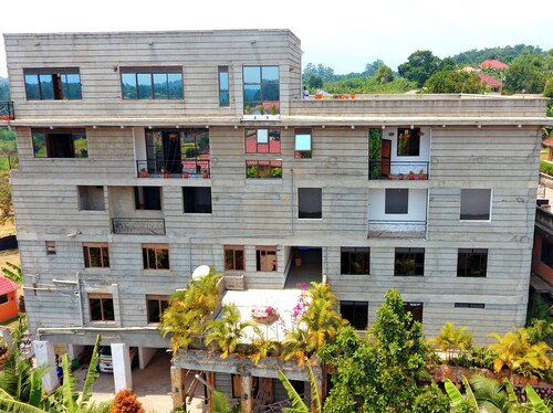 Kirungi Vacation home,Spacious apartment with mountain view 2-bedroom  with WiFi