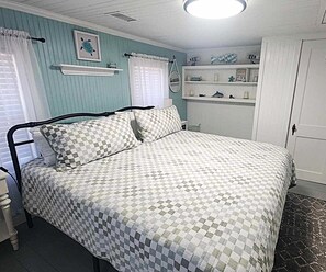 4 Schlafzimmer, Schreibtisch, Internetzugang, Bettwäsche