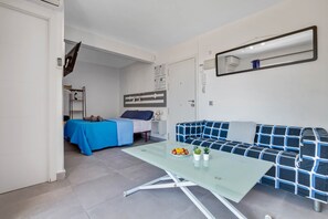 Apartamento | 1 dormitorio y espacio para trabajar con un portátil