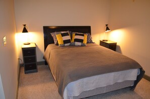 4 bedrooms, travel cot, free WiFi, bed sheets