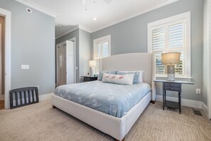 5 bedrooms, iron/ironing board, free WiFi, bed sheets - Pelican Point | Luxury Waterfront Retreat w/Private Dock (Murrells Inlet)