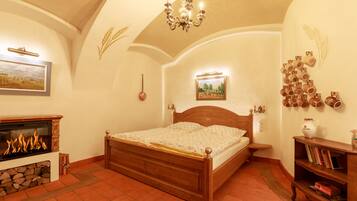 Minibar, individually decorated, laptop workspace, blackout drapes