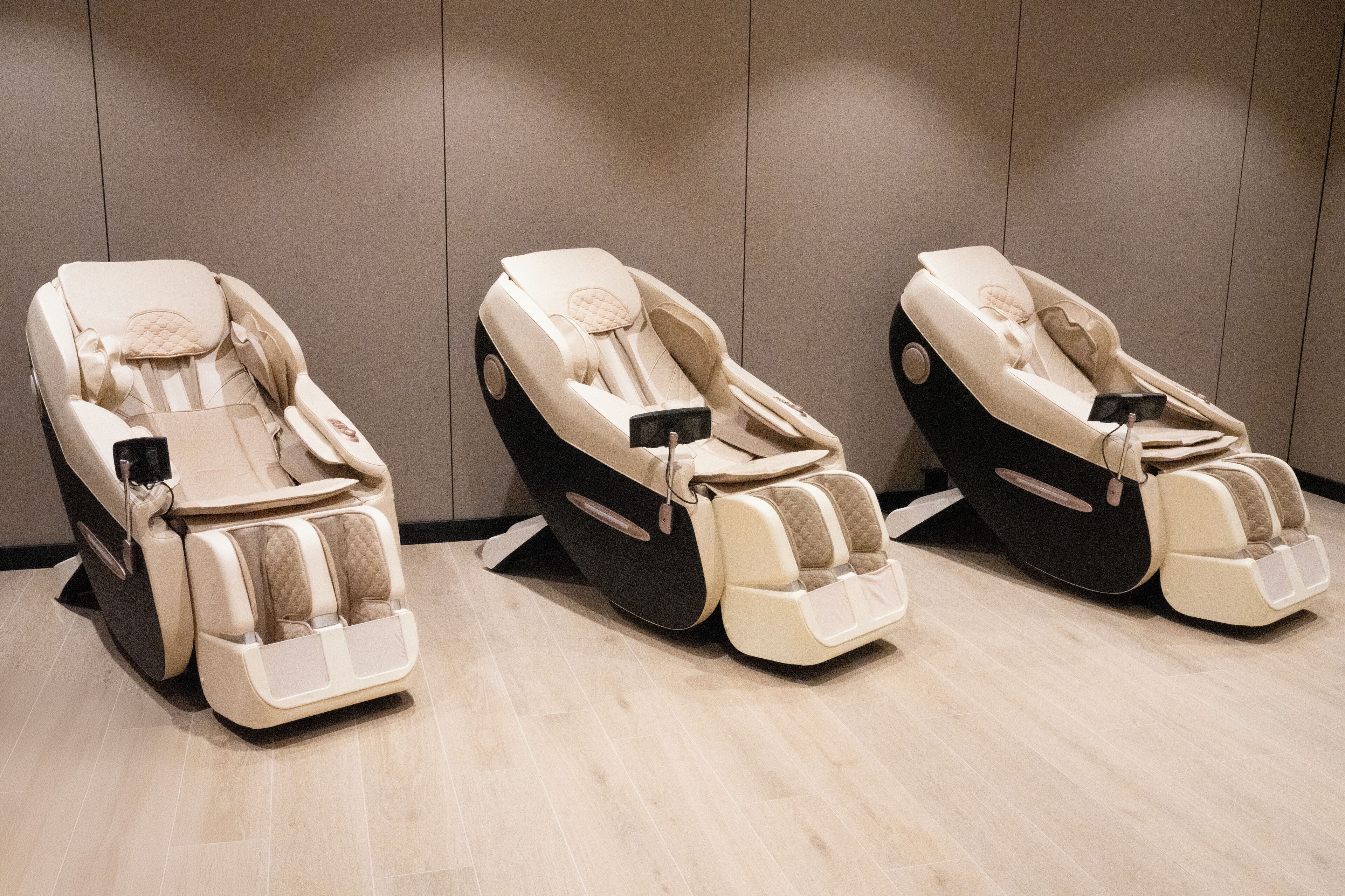 Couples treatment rooms, sauna, hot tub, steam room, Turkish bath