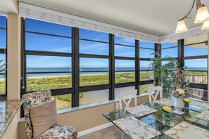 تناول الطعام