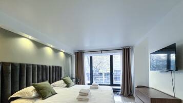 2 slaapkamers, een strijkplank/strijkijzer, gratis wifi, beddengoed