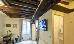 Interior - Urban Flat 192 - Charming flat - Basfour (París)