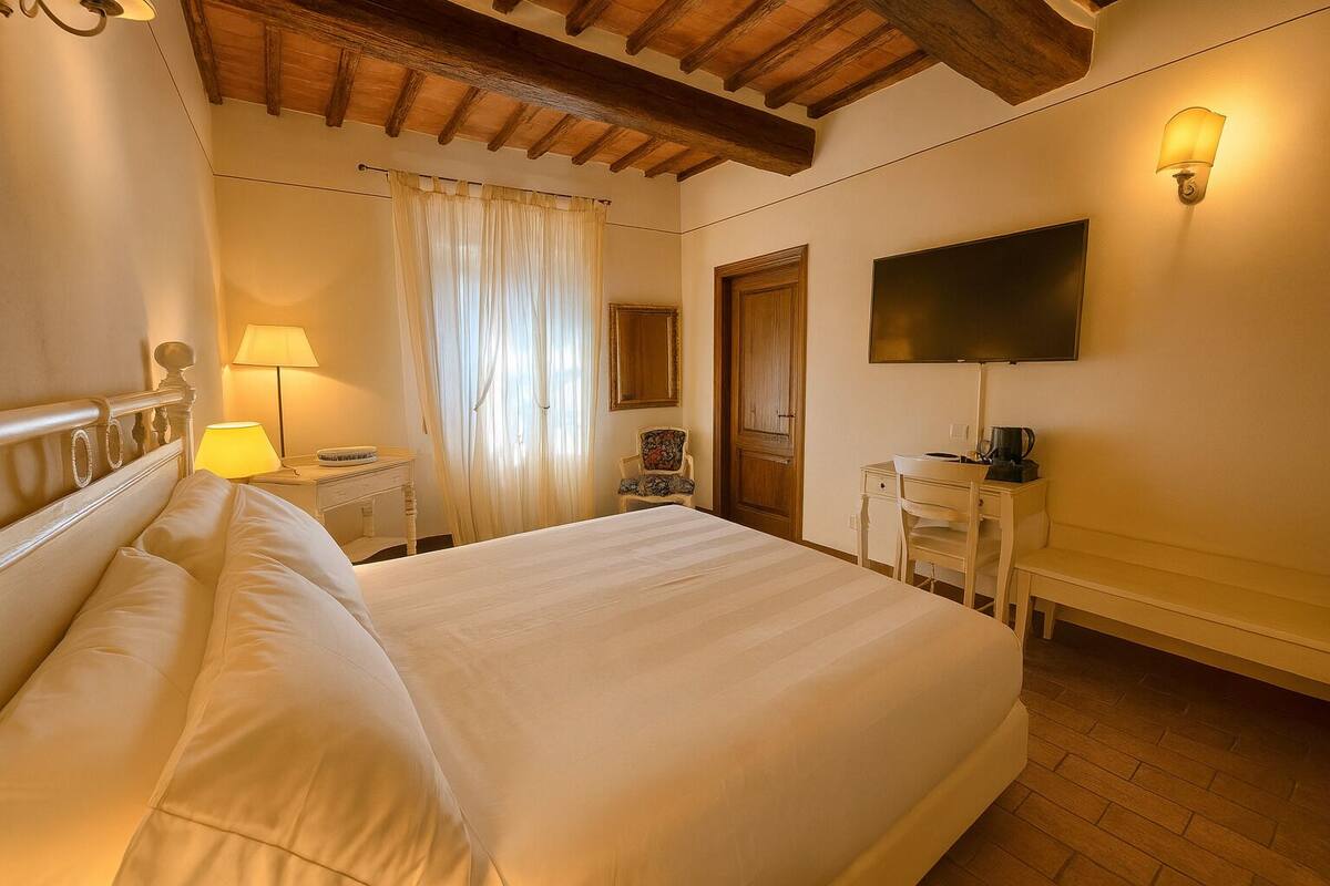 Superior Double Room | In-room safe, free WiFi