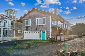Exterior - Sea Dreams - New Listing! (Cannon Beach)
