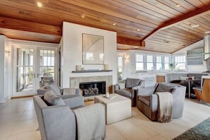 Smart TV, table tennis, stereo, offices - Beauitful marsh front, six bedroom home with infinity pool with hot tub. (Bald Head Island)