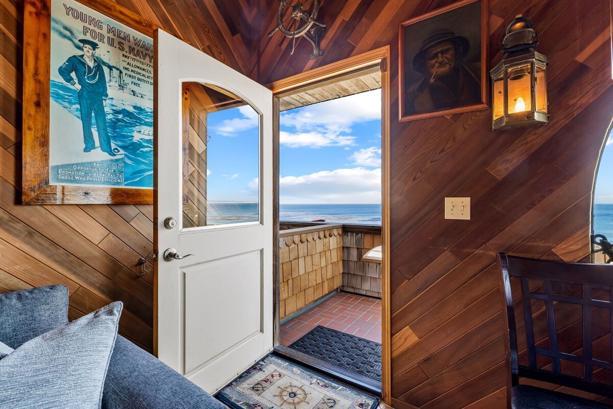 Photo 10 of 3965 Marine Gardens - Oceanfront with Bay Views