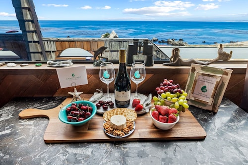 3965 Marine Gardens - Oceanfront with Bay Views