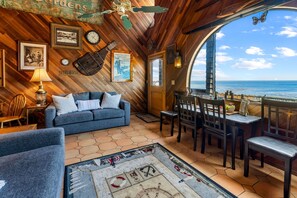 Smart TV, fireplace - 3965 Marine Gardens - Oceanfront with Bay Views (Pacific Grove)