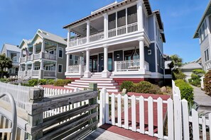 Exterior - L'Attitude is a beautiful four-bedroom house situated in the harbor. (Bald Head Island)