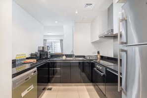 Fridge, microwave, stovetop, toaster