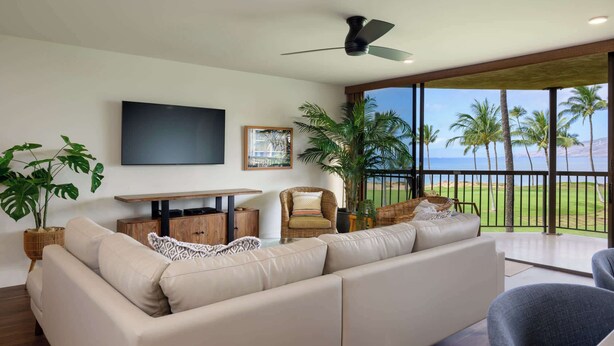 TV - Oceanfront 3BR Maui condo · Pool & Sunset views (Kihei)